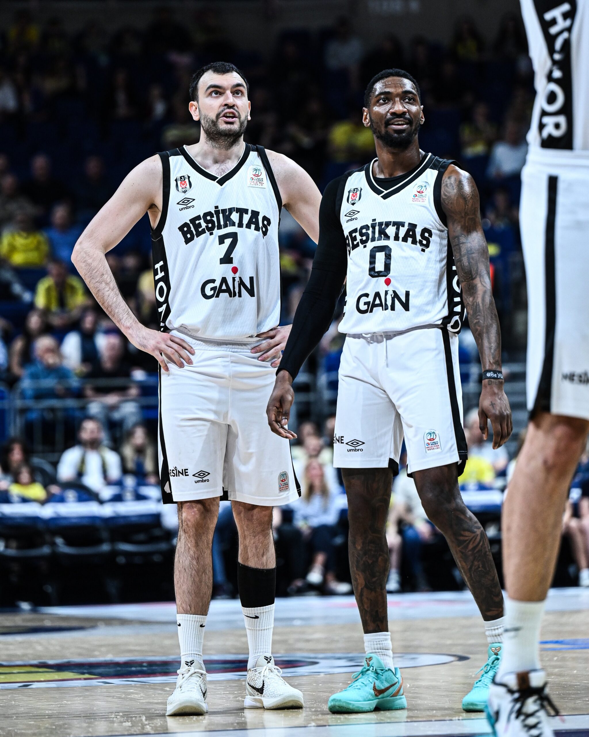Yiğit Arslan'dan Beşiktaş Performansı ve Fenerbahçe Mesajı: 'Türk Takımı Olarak Destekleyeceğiz'