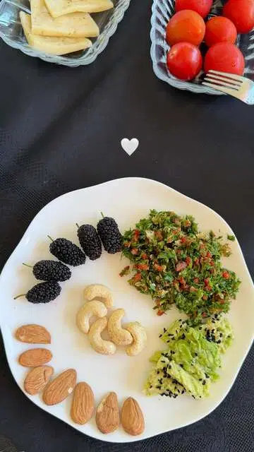Çağla Şıkel’in Diyet Listesi Takipçilerini İkiye Böldü