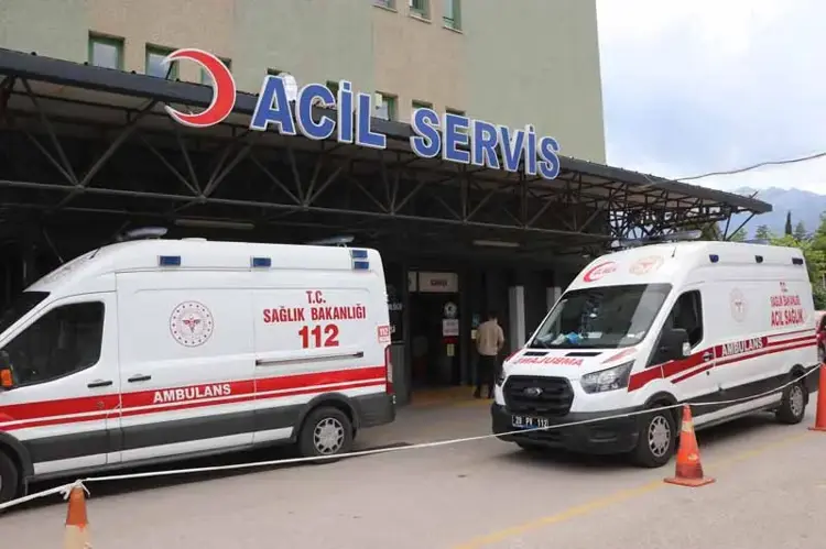 İzmir Antalya Seferindeki Otobüs Kazasında 8 Kişi Hayatını Kaybetti