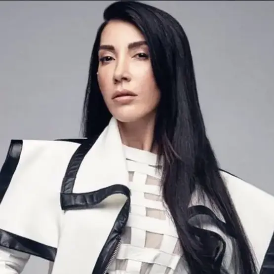 Hande Yener Yeni İmajıyla Gündem Oldu