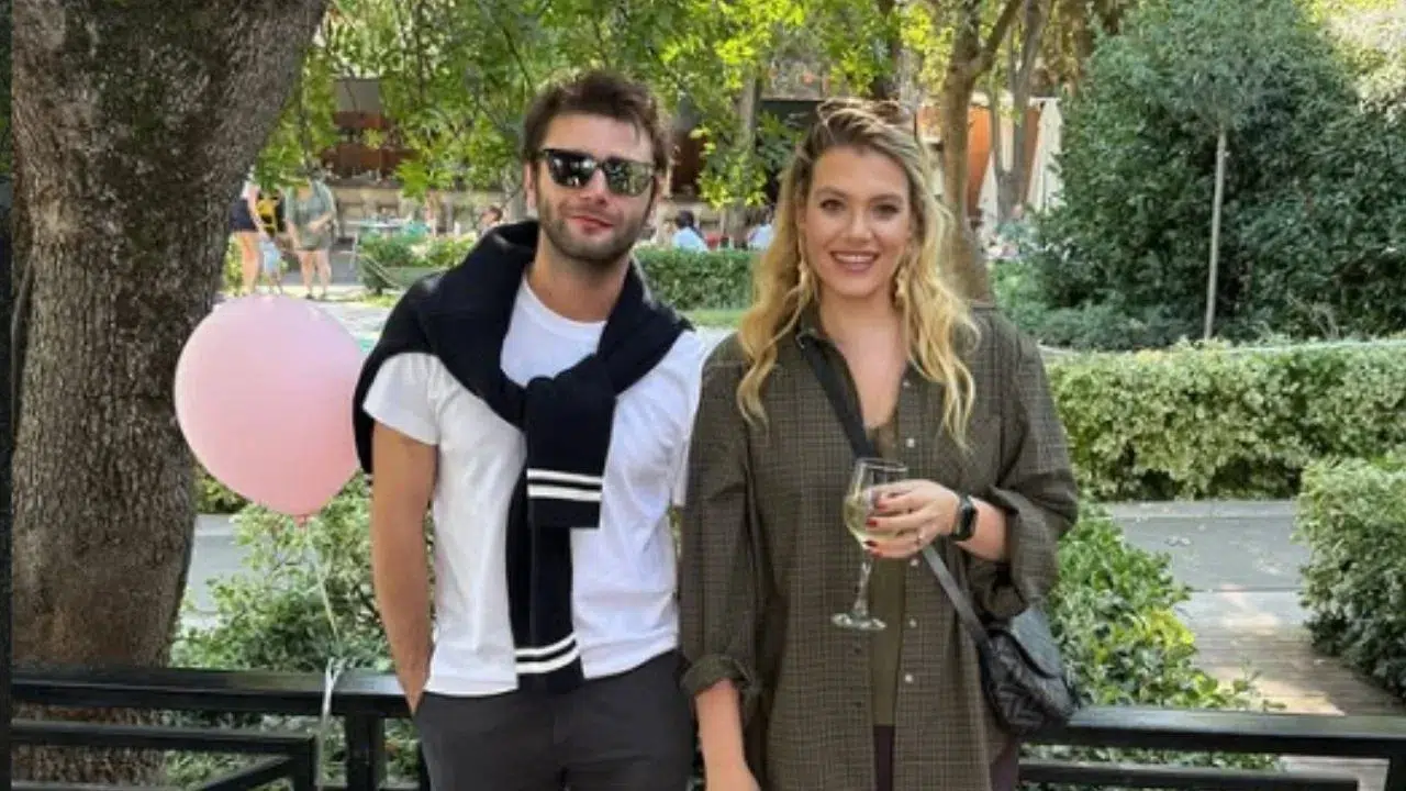 Nişan Sonrası İlk Görüntü! Derya Şensoy ve Yağız Can Konyalı Etiler’de