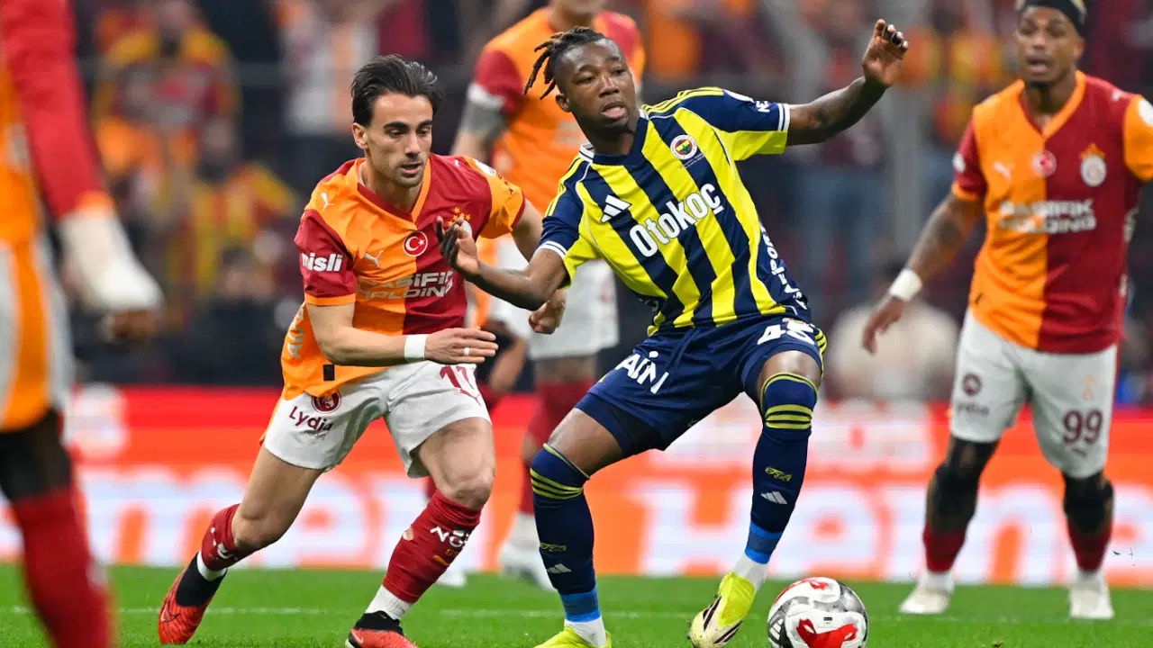 Okan Buruk Milli Futbolcunun Takımda Kalmasını İstiyor