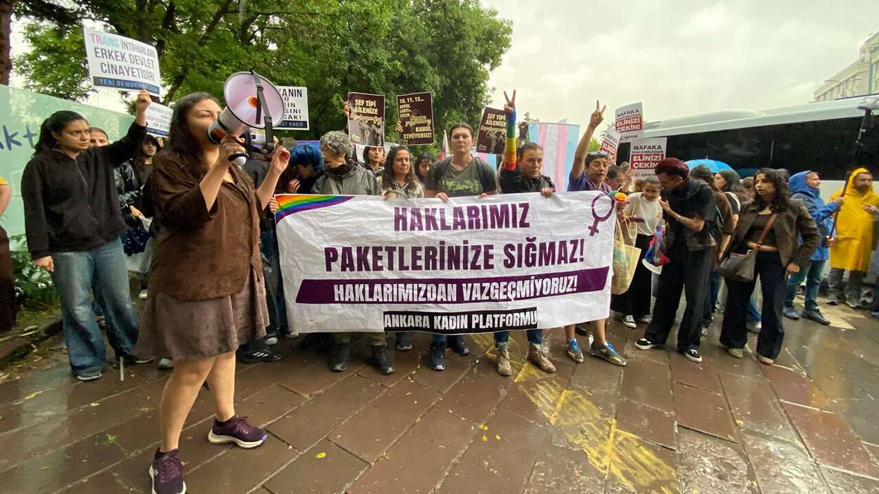 12.Yargı Paketi Protestosunda Halkevleri Genel Başkanı Gözaltına Alındı