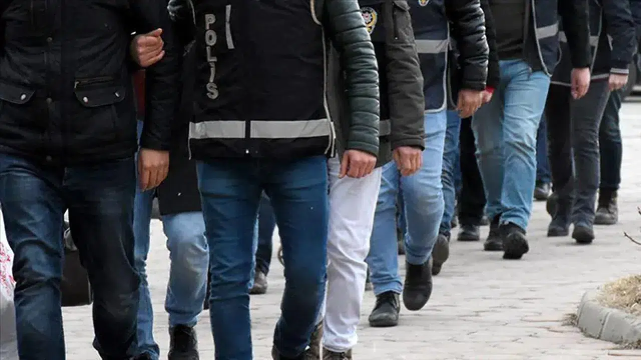 Van, Antalya ve Gaziantep’te fuhuş operasyonunda 7 kişi tutuklandı